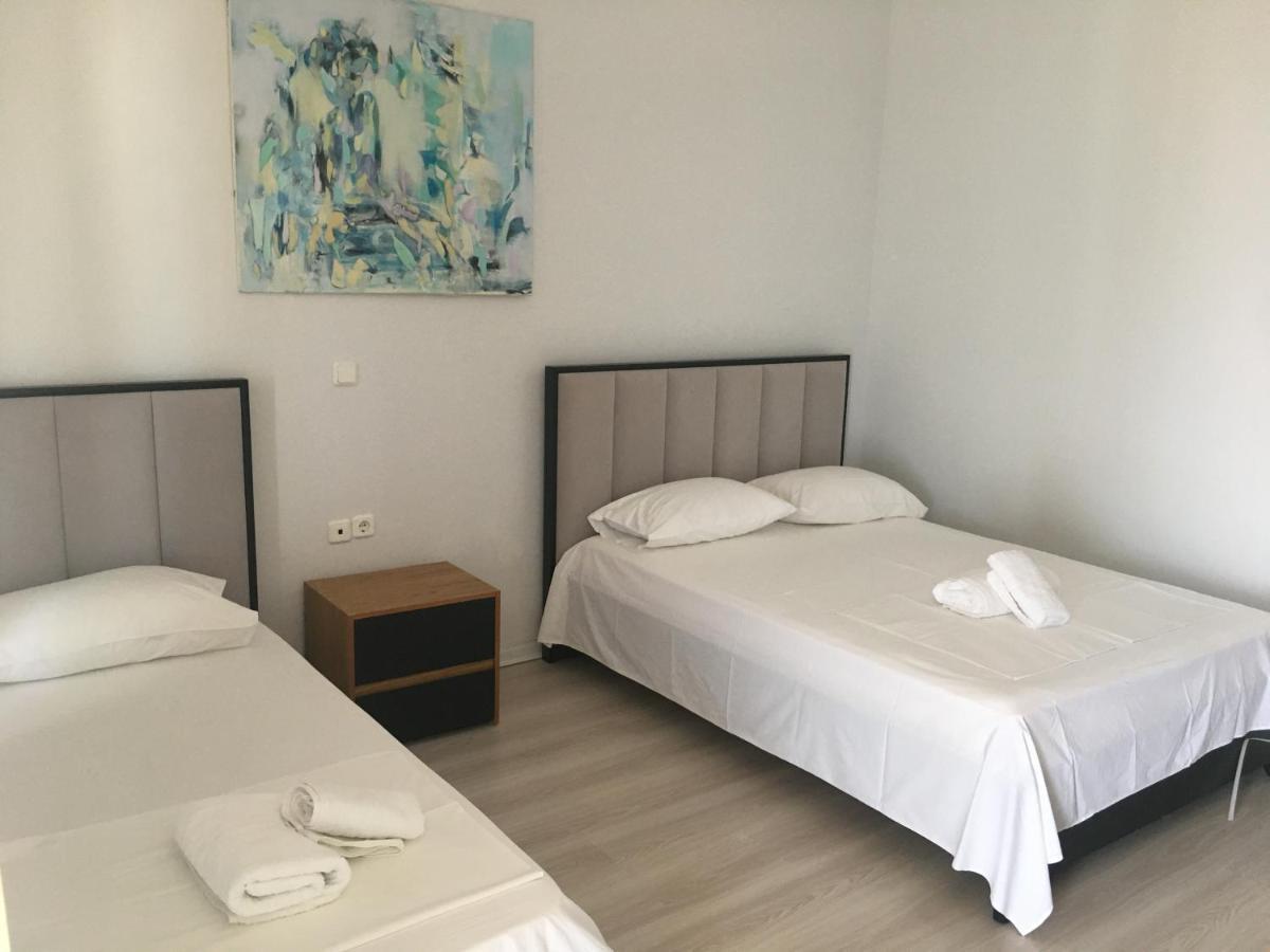 Irini Boutique Rooms!!! Himare Eksteriør bilde